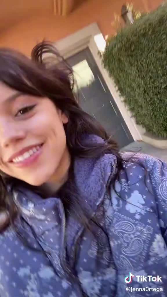 Jenna Ortega is so mischievous Hot Video