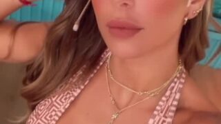 Beautiful Girl in Sexy Lingerie – Maria Sol Perez