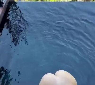 ScarlettKissesXO Poolside Fuck Video Leaked