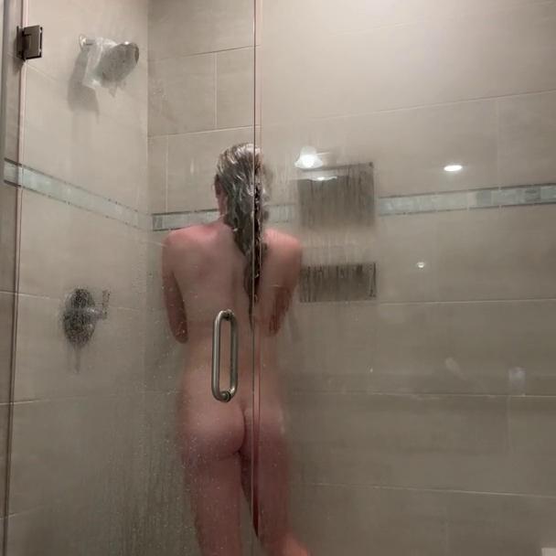 Grace Charis Full Nude Shower OnlyFans Video Leaked